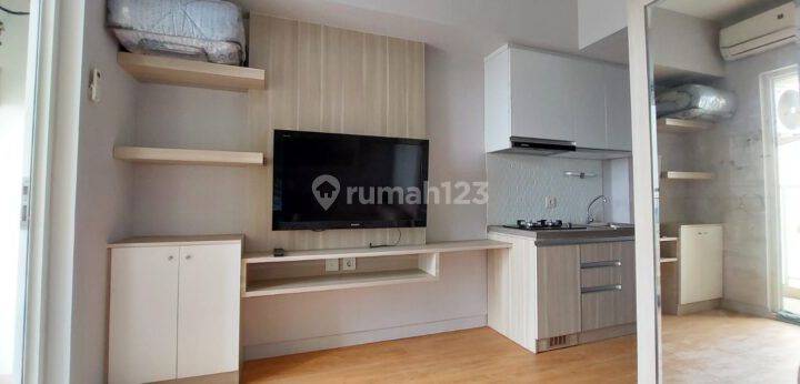 Dijual Apartemen The Springlake Studio Furnish di Summarecon Bekasi 1