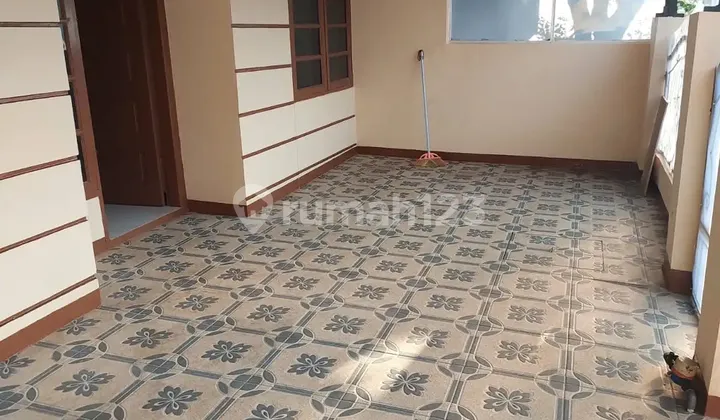 3 Bedroom House Tidy Ready to Occupy For Rent Near Pondok Ungu Bekasi