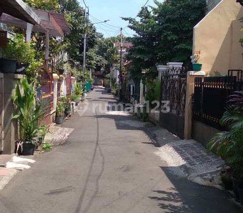 Dijual Cepat Rumah di Komplek Seknek Cempaka Putih Jakarta Pusat 2