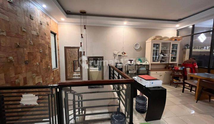 Dijual Rumah Cantik di Taman Harapan Baru Harapan Indah Bekasi 1