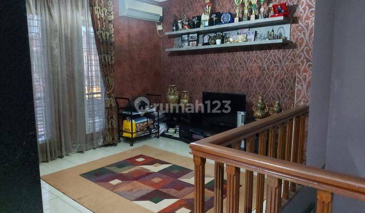 Dijual Rumah Minimalis Full Renov di Taman Modern Jakarta Timur 2