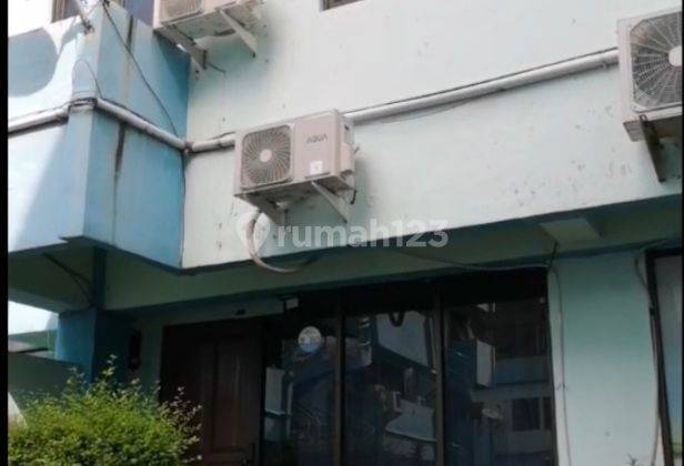 Disewakan Murah rumah 3 lantai di Wisma Griya Kemayoran Jakarta Pusat 1