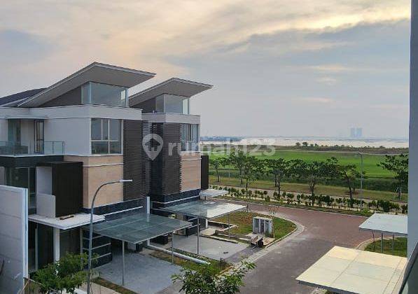 Dijual Rumah siap huni di PIK Golf Island cluster Mozart Jakarta Utara 1