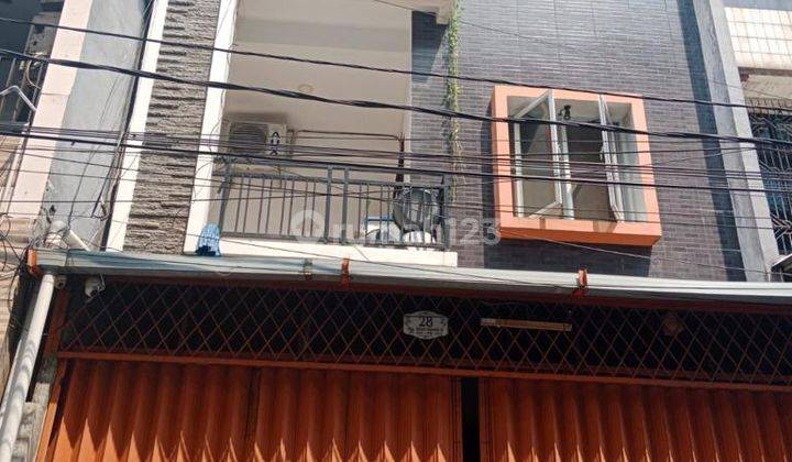 Jual cepat rumah 3,5 lantai di Jelambar Jakarta Barat 1