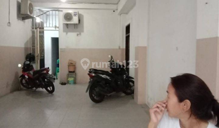 Jual Cepat Rumah Kost Aktif Lokasi Strategis Daerah Slipi Jakarta Barat 2