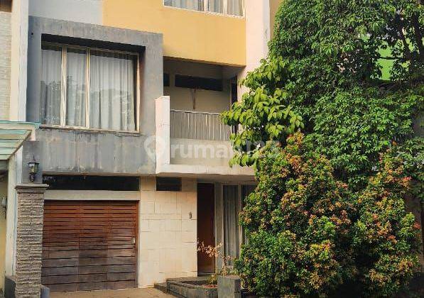 Dijual Cepat!! Rumah Bagus di Taman Grisenda  1