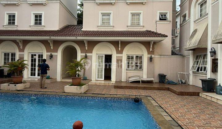 Rumah 3 Lantai Ada Kolam Renang Di Vanya Park Bsd 1