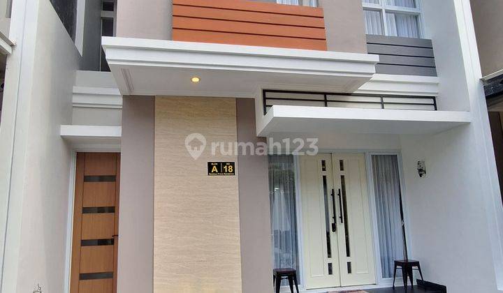 Rumah 2 Lantai Baru Furnished di Pamulang Siap Huni Bebas Banjir 1