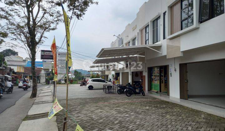 Stempat Usaha Dekat Kampus 1