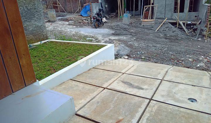 Rumah bagus desain modern minimalis siap huni bisa KPR 3
