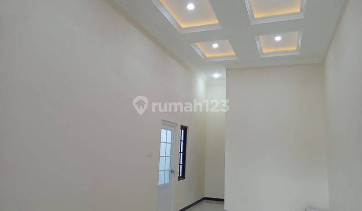 Rumah desain modern dan mewah siap huni SHM dan bisa KPR 4