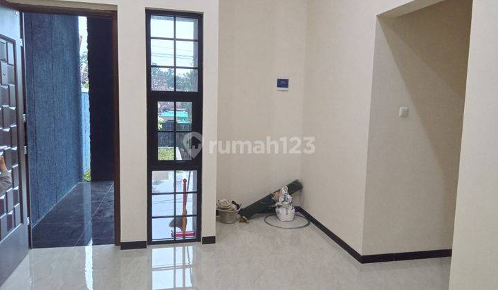 Rumah mewah desain istimewa siap huni SHM bisa KPR 8