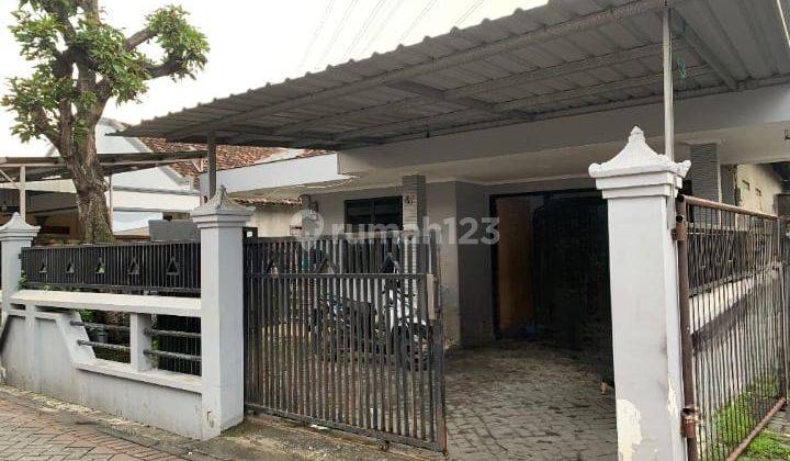 Dijual Murah, Rumah Tinggal Dan Usaha Kos Di Sukomanunggal | Donowati Surabaya 1