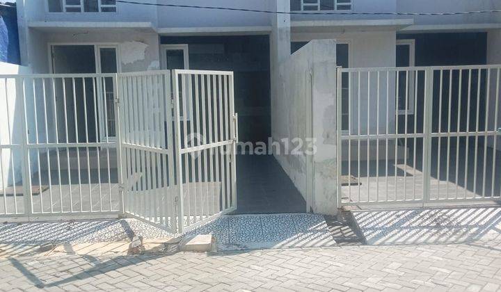 Rumah baru siap huni harga 500 jt'an di rungkut Surabaya  1