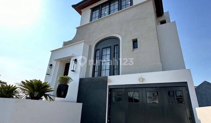 Rumah terbaru mewah modern di pondok candra Sidoarjo  2