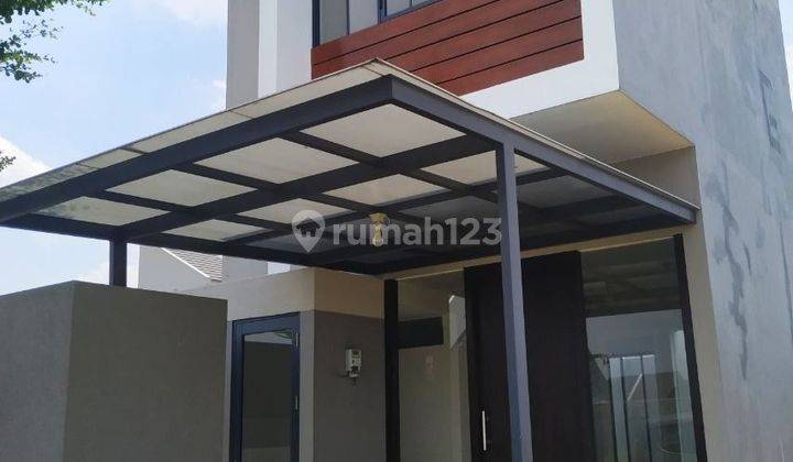 Rumah Second 2 Lantai Semi Furnished Di Menganti Gresik  1