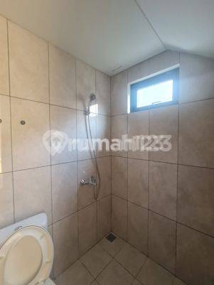 Rumah Minimalis Nyaman Luas Kota Baru Parahyangan, Kbp