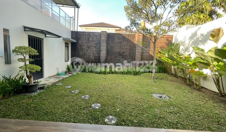 Rumah Mantap di Kota Baru Parahyangan Bandung