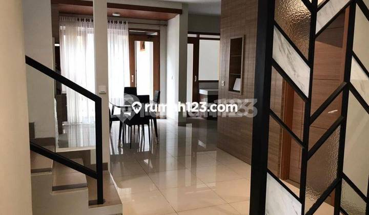 Rumah Megah Tatar Pitaloka Kota Baru Parahyangan Bandung Rumah Megah Tatar Pitaloka Kota Baru Parahyangan Bandung