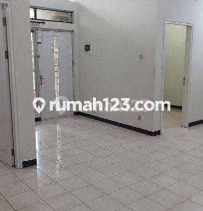 Rumah Bagus Sertifikat SHM Lokasi Nyaman Kota Baru Parahyangan  2