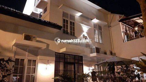 Rumah Cozy Full Furnish Kota Baru Parahyangan  1