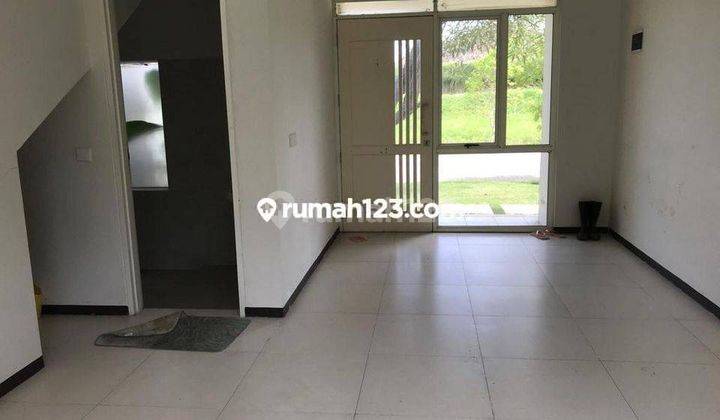 Rumah Simple Cozy Dan Luas Kota Baru Parahyangan, Padalarang 1