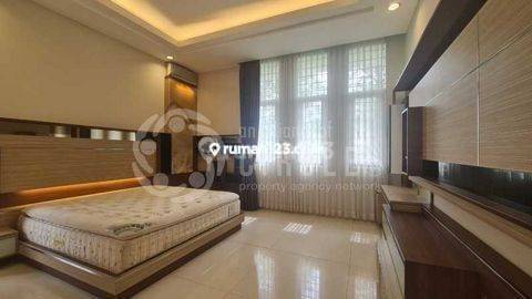 Rumah Bagus Semi Furnished, Baru Parahyangan Padalarang  1