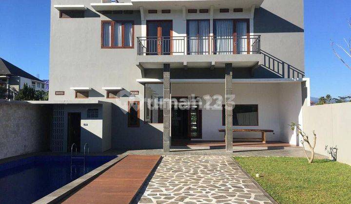 Rumah Luxury Full Furnish With Pool, Kota Baru Parayangan 1