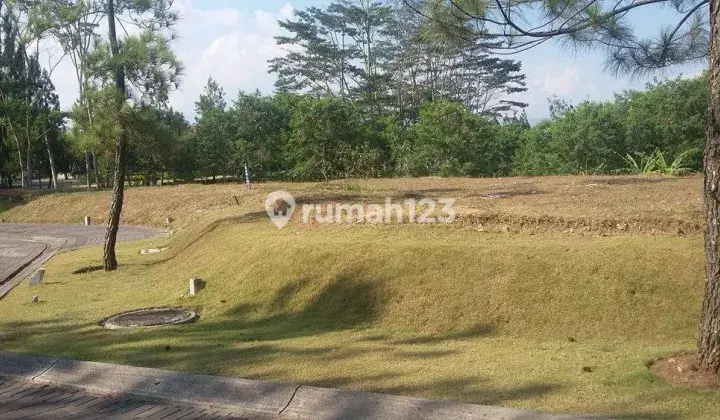 Tanah Luas View Danau Tatar Larangtapa, Kota Baru Parahyangan 2