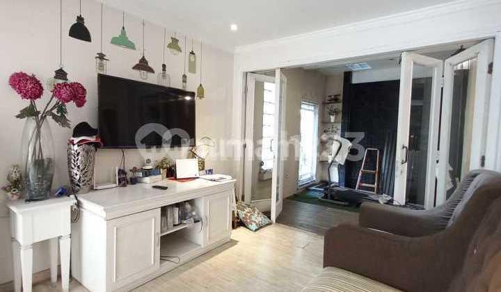 Rumah Mewah di Tatar Wangsakerta Kota Baru Parahyangan Bandung