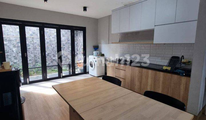 Rumah Semi Furnished Murah Tatar Mayangsunda Kotabaru Parahyangan 2