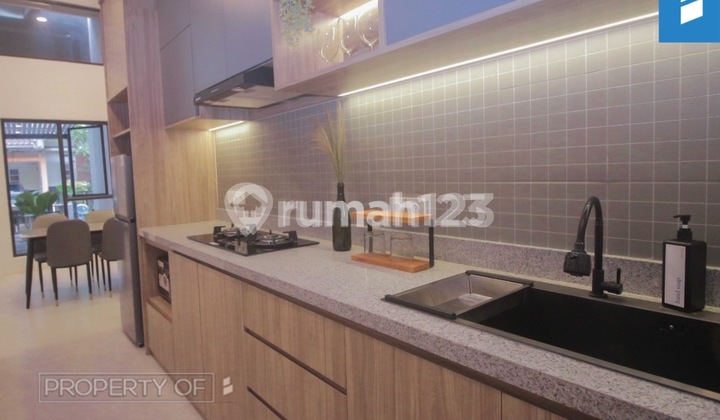 Rumah Minimalis di Kota Baru Parahyangan Bandung