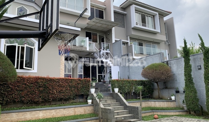 Rumah Terawat di Naganingrum Kota Baru Parahyangan Bandung 1