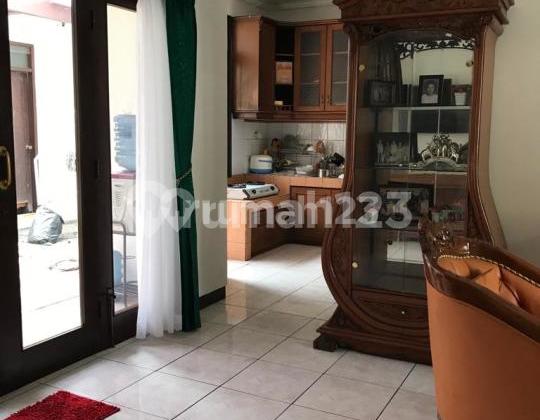 Rumah Terawat di Wangsaputra Kota Baru Parahyangan Bandung