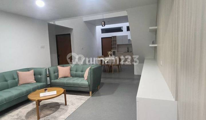 Rumah Cozy Semi Furnished Kota Baru Parahyangan, Kbp