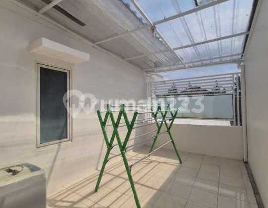 Rumah Elite di Kota Baru Parahyangan Bandung Kbp