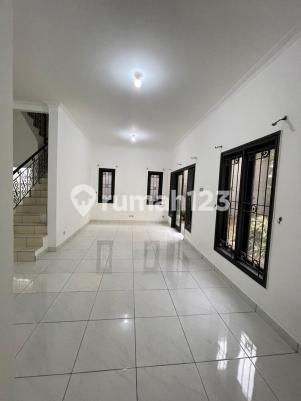 Rumah Minimalis di Tatar Pitaloka Kota Baru Parahyangan Bandung 2