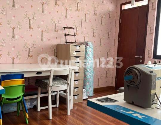 Rumah Premium di Kota Baru Parahyangan Bandung