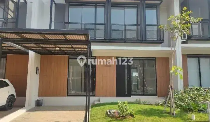 Rumah Luas Nyaman Tatar Tarubahwana Kota Baru Parahyangan, Kbp 1