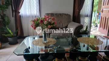 Rumah Hot di Kota Baru Parahyangan Bandung