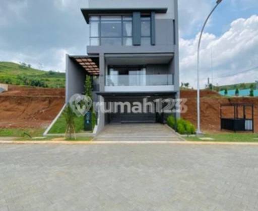 Rumah Cozy di Tatar Surawisesa Kota Baru Parahyangan Bandung