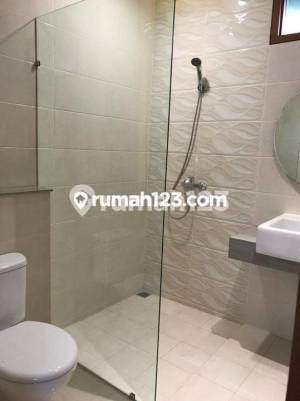 Rumah Megah Tatar Pitaloka Kota Baru Parahyangan Bandung