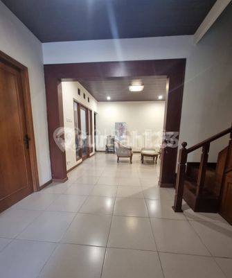 Rumah Cozy Luas Semi Furnished Kota Baru Parahyangan, Kbp