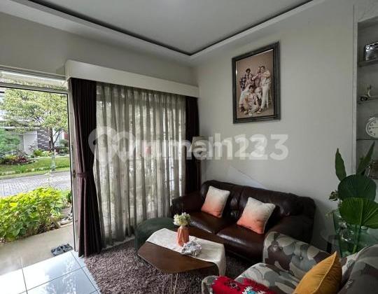 Rumah Eksklusif di Kota Baru Parahyangan Bandung