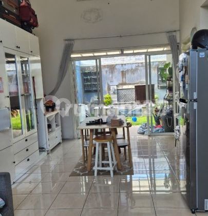 Tatar Wangsakerta 2 House, New City of Parahyangan, Bandung