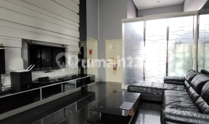 Rumah Minimalis di Kota Baru Parahyangan Bandung