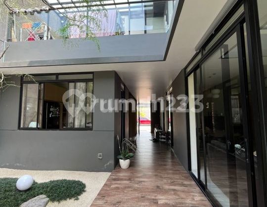 Rumah Modern di Grand Nayapati Kota Baru Parahyangan Bandung
