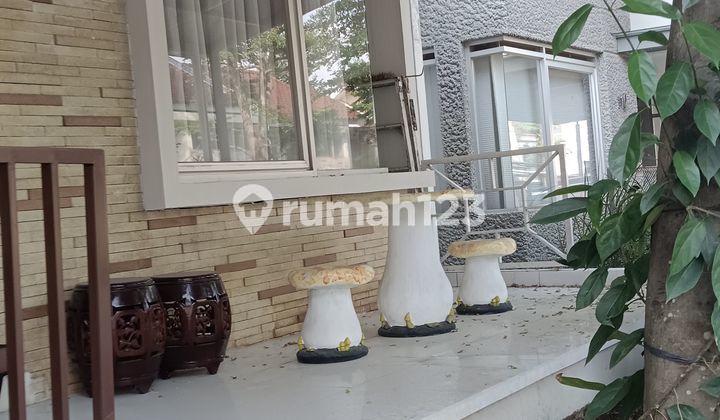 Rumah Langka Kota Baru Parahyangan Bandung