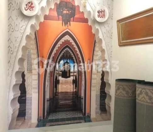 Rumah Estetik di Kota Baru Parahyangan Bandung