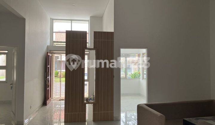 Rumah Bagus di Kota Baru Parahyangan Bandung